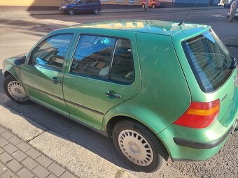 Volkswagen Golf 4 1.9 TDI – pojízdný, ale s korozí – 15 000 - 9