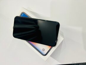 iPhone X 64 GB - 9