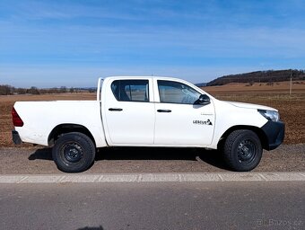 Prodám TOYOTA Hilux 2,4, rv. 2019 - 9