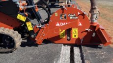 Mikrorýhovač Ditch Witch MT9 - Pila na asfalt a beton - 9