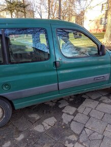 Citroen Berlingo 1.4 - 9