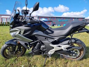 CFMOTO 700 MT Premium - 9