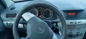 Opel Astra 1.8 16V CARAVAN - 9