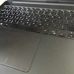 Dell e3550 (Core i5 5.gen, 240GB SSD, 8GB RAM, 15,6") - 9