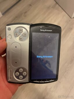 Sony Ericsson - 9