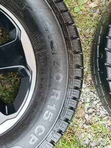 215/70 R15 CP - 9