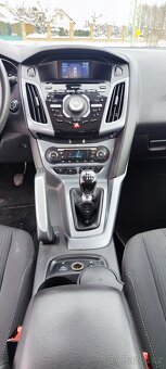 Ford Focus 3 1.6i 2011 - 9