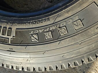 225/75R17,5 129M TR:01 Pirelli  TRIATHLON - 9