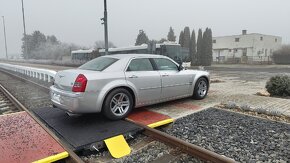 Chrysler 300C 5.7 HEMI - 9