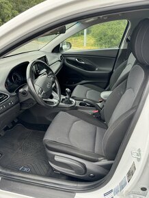 Hyundai i30 T-GDI 120 Kombi (88 kW) 2020… Na splátky všem - 9