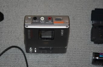 MD minidisc SONY MZ-R30, media, DO, sluch, manual,adapter AA - 9