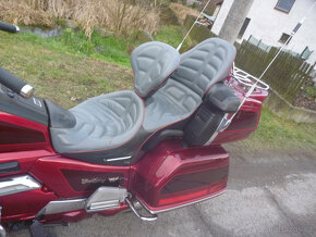 Honda GL 1500 Gold Wing SE - 9