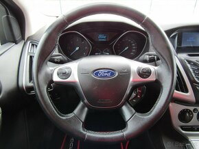 Ford Focus 1.6 TDCi ,  85 kW nafta, 2012 - 9