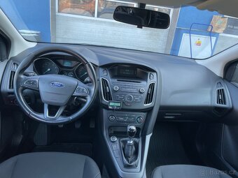 Prodám Ford Focus kombi, r.v. 2016, benzín, 92kw - 9