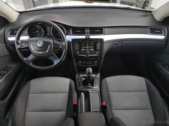 Škoda Superb 1.8 TSi Ambition NAVI Bi-Xenon - 9