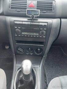 Škoda Octavia Combi 1.9 TDI PD 74kW Klima, tažné, Handsfree - 9