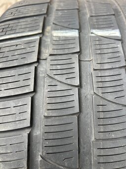 Pneu Pirelli 295/30 r19 - 9