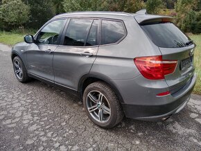 BMW X3 2.0 D X drive - 9