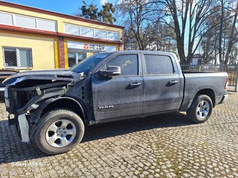 Ram Bighorn 5.7 hemi 4x4 2019 - 9