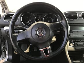 Volkswagen Golf 1.6TDi ,  77 kW nafta, 2012 - 9