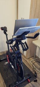 Cyklotrenažér SCHWINN IC800 Zwift - 9