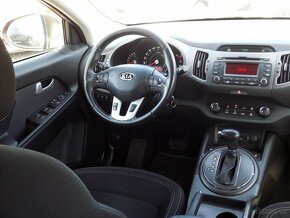 Kia Sportage 2.0 CVVT 4x4 120kW automat, 1.majitel - 9