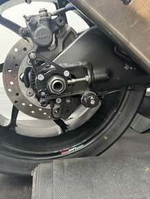 Yamaha R1 RN32 2016 - 9