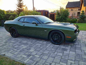 Dodge Challenger RT 5,7 Hemi 2020 Alcantara , DPH - 9