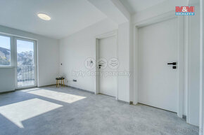 Pronájem bytu 3+kk, 54 m², Praha, ul. Donovalská - 9