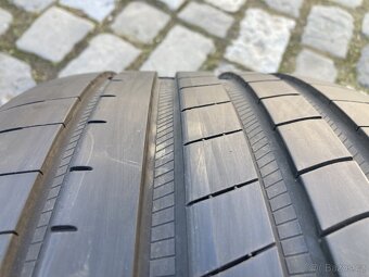 Letní pneumatiky GOODYEAR EAGLE F1 245/45R18 + 275/40R18 - 9