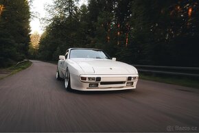 Porsche 944 - 9