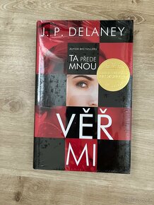 Římská čest - Simon Scarrow, Věř mi - J. P. Delaney - NOVÉ - 9