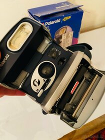 Polaroid 600FF, plus 2 x film, rok 2001 - 9