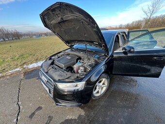 Audi A4 B8,5 2.0 NOVÁ STK - 9