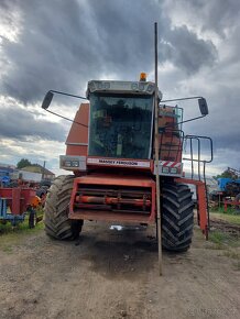 Obilný kombajn MASSEY FERGUSON 40RS - 9