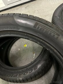 Sada Pirelli Scorpion Winter 325/40 R22 | 285/45 R22 - 9