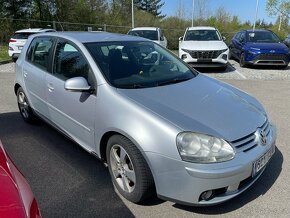 Volkswagen Golf 2.0TDI 103kW - 9