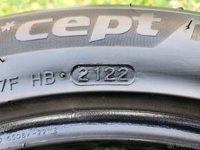 2x Zimní pneu Hankook Wint. I-Cept RS³ - 205/55 R17 XL - 90% - 9