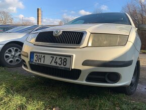 Škoda Fabia 1.9 TDI, rok 2003  Klima, tažné, el.okna - 9