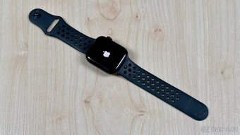 Chytré hodinky Apple Watch Nike Series 7 45mm midnight - 9