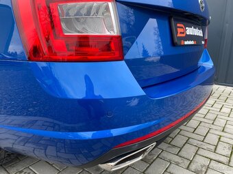 Škoda Octavia, 2.0 TSI 162kW -RS-XEN-PANORAMA - 9