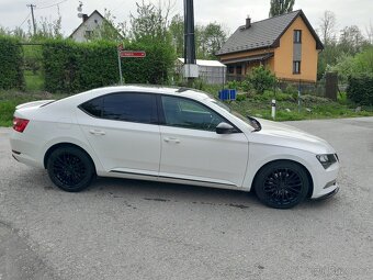 Škoda Superb III, 2.0tdi, nova stk, manual - 9