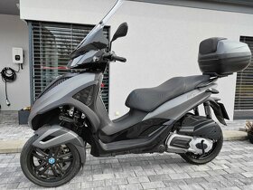 Piaggio Mp3 300 Lt řidičský průkaz B - 9