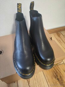 Nové dr.martens chelsea boty - 9