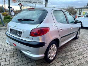 Peugeot 206 1.1 i Contact nová STK 1.majitel - 9