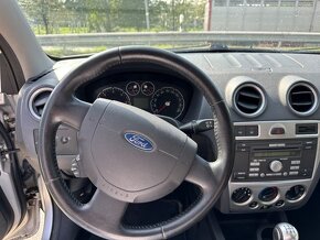 Ford Fusion 1.6tdci 66kw rok 2008 Calero - 9