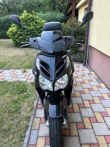 Aprilia SportCity 200 - 9