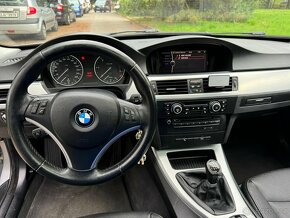 BMW e 90 320d - 9