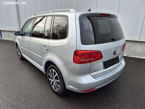 Touran 2.0TDI 103kW Highline,DSG,Xenon,navi,serviska,bez kor - 9