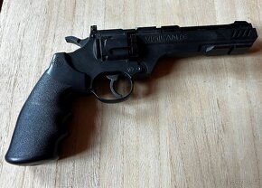 Vzduchový revolver Crosman Vigilante 4,5mm vč  broků a CO2 - 9